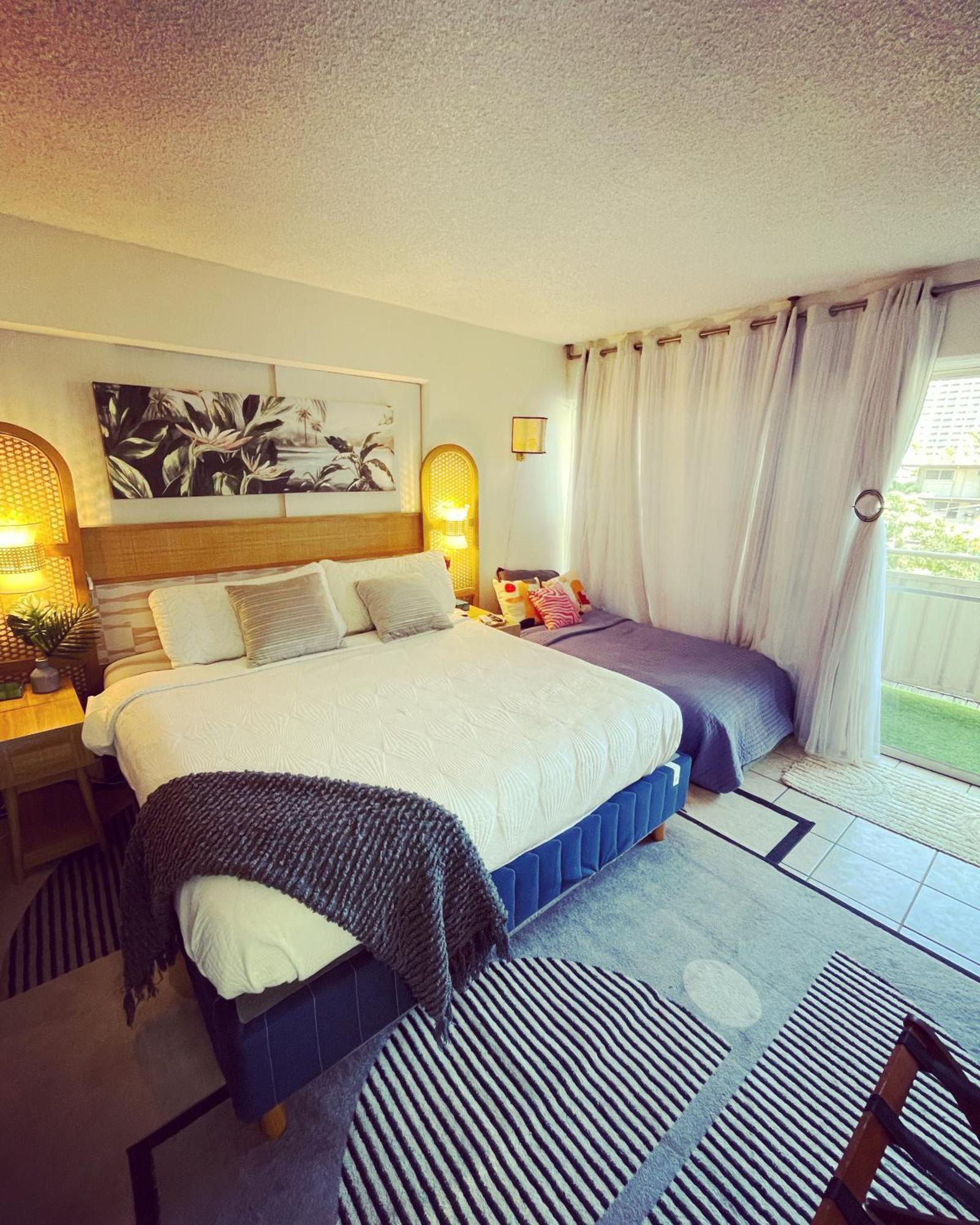 Seashore Waikiki Studio 1 Block From A Beach No Resort Fees Honolulu Bagian luar foto